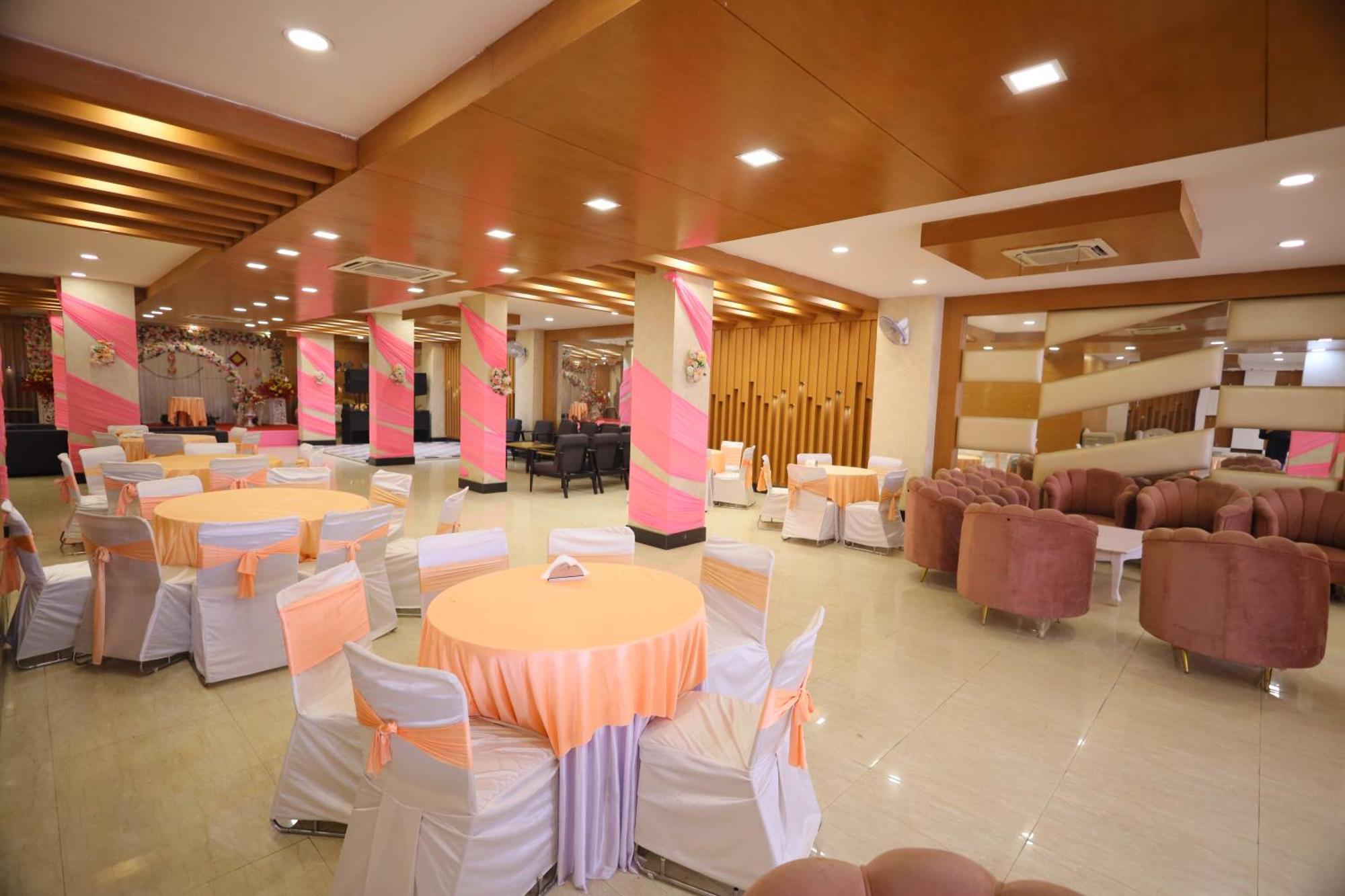 Hotel Wedlock Sector 47 Gurgaon Exterior photo